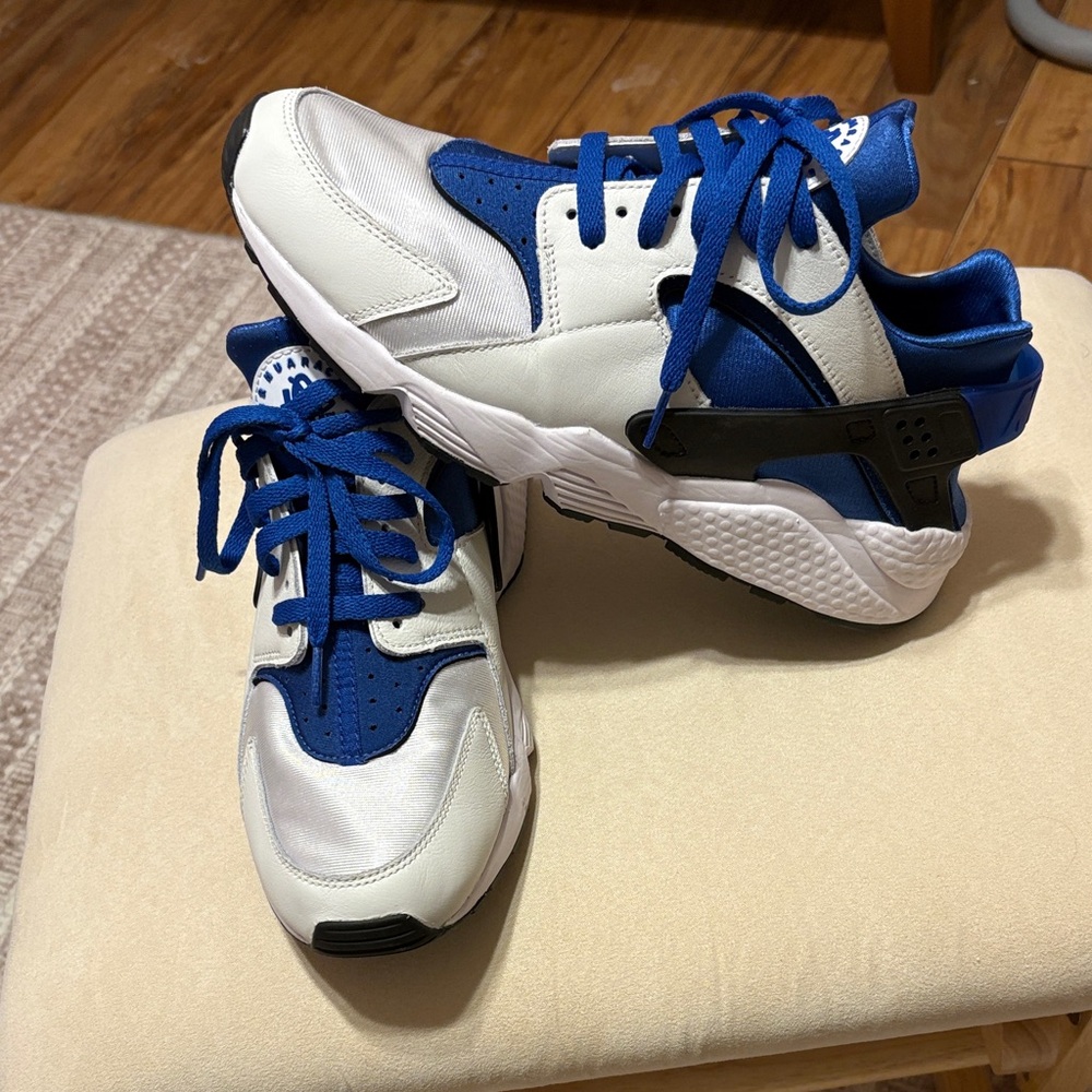 Nike air huarache size 11 men’s